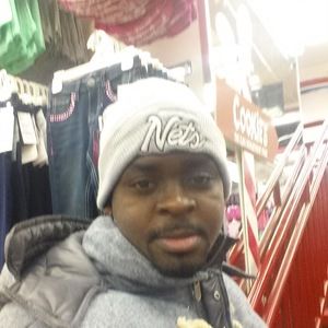 Meet your Posher, Leslie